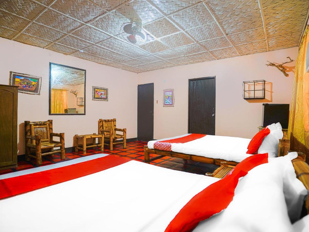 Oyo 875 Madhavi Beach Resort Balibago 外观 照片